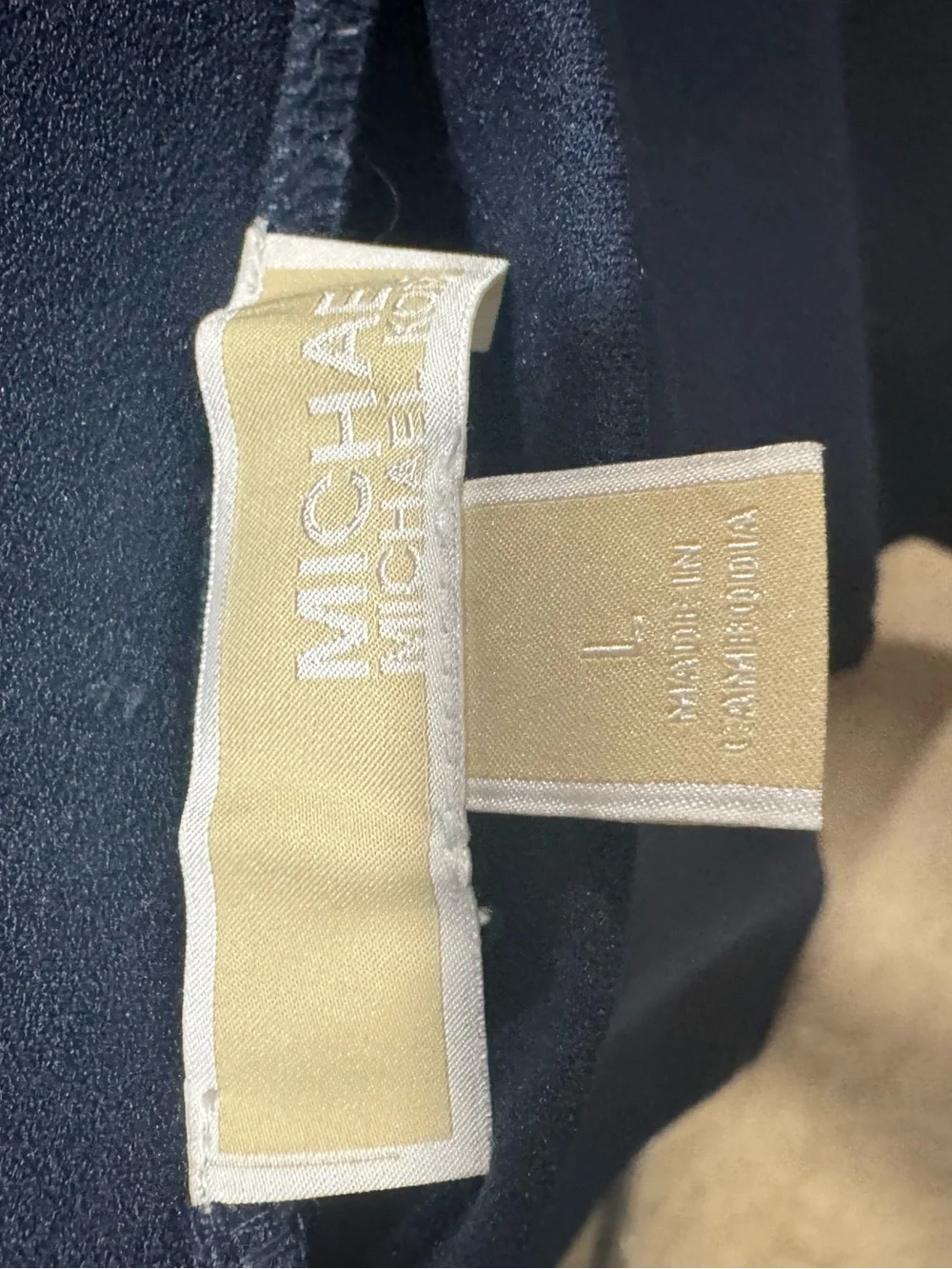 Michael Kors streamlined pull